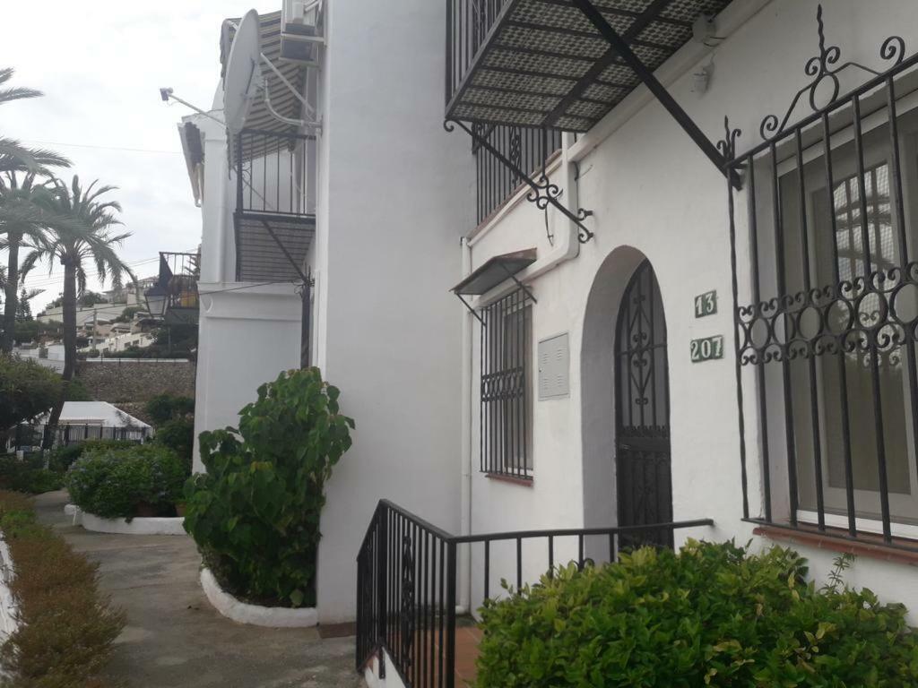Casa Angelines Holiday Home Nerja Eksteriør billede