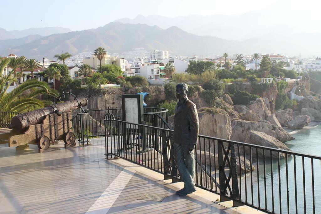 Casa Angelines Holiday Home Nerja Eksteriør billede