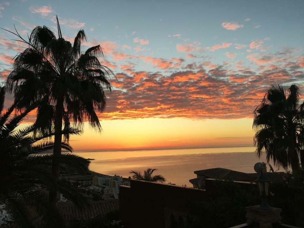 Casa Angelines Holiday Home Nerja Eksteriør billede